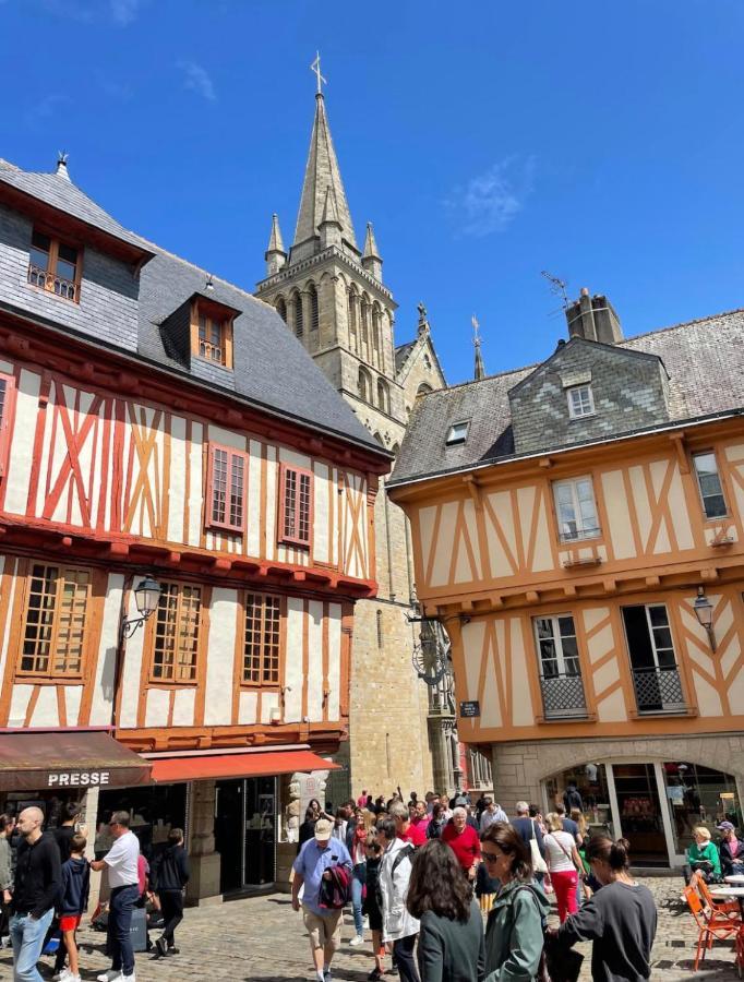 Apartment Tilaouen - Location De Vacances, Idealement Situee Au Port De !